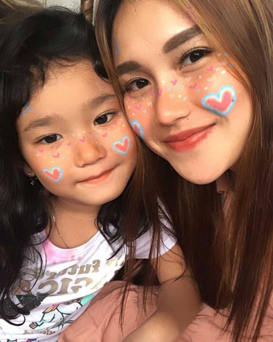 Instagram/ayutingting92
