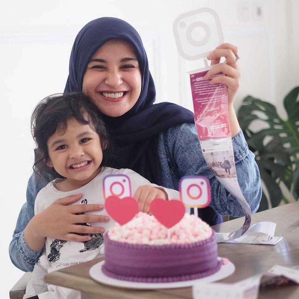 Instagram.com/shireensungkar