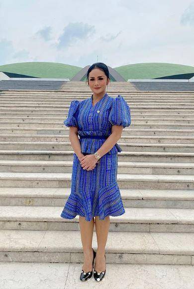 instagram.com/krisdayantilemos/