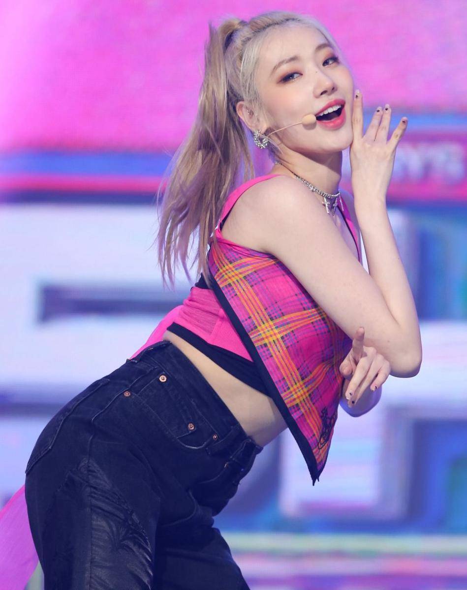 twitter.com/ALLTHEKPOP