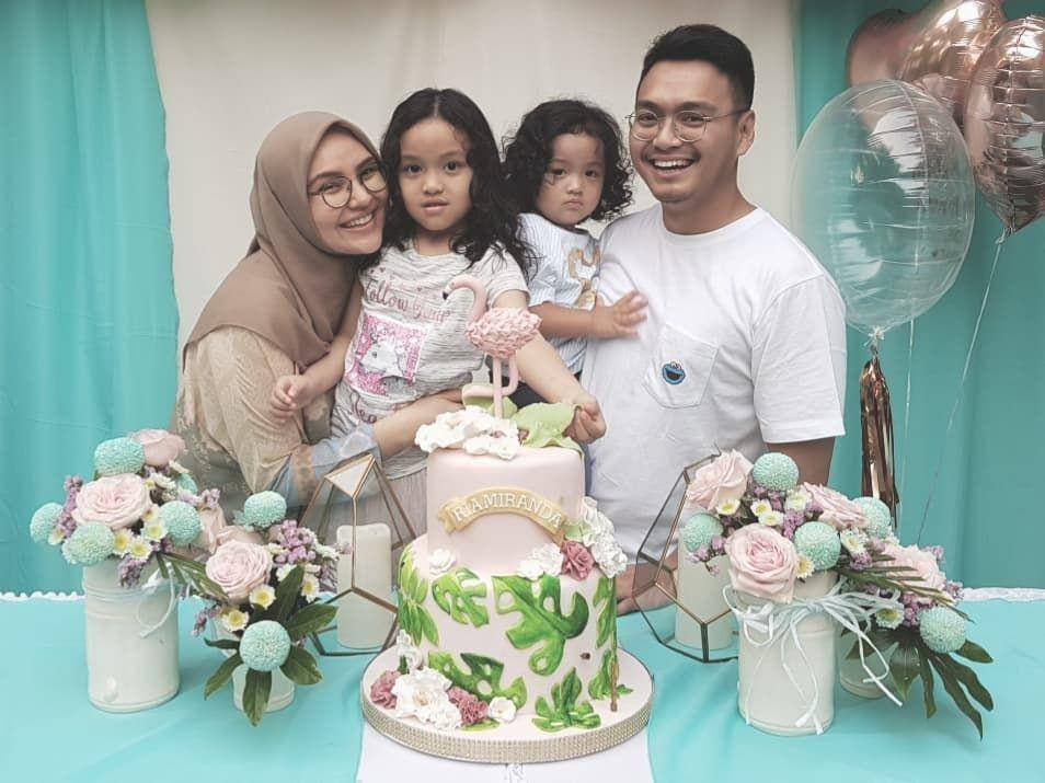 Instagram.com/riamiranda