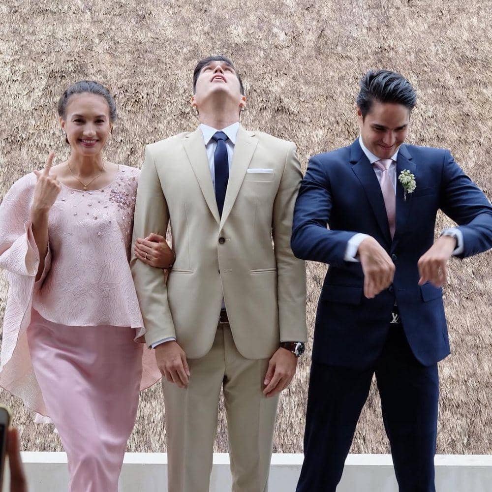 instagram.com/mischach