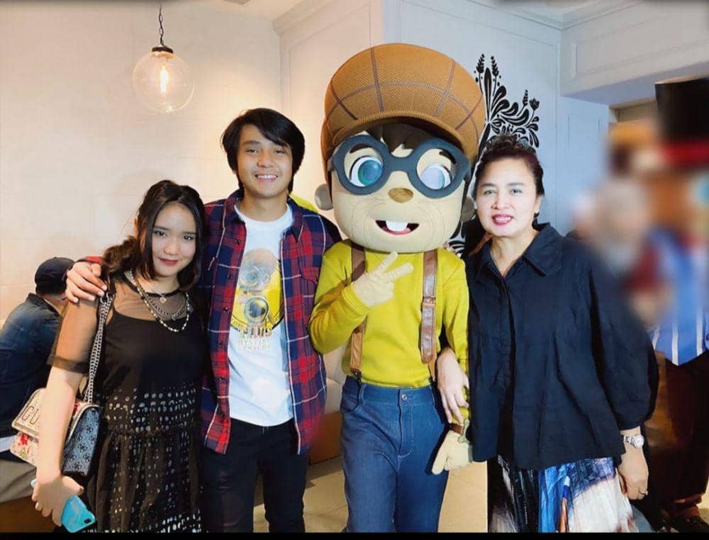 instagram.com/assazhra