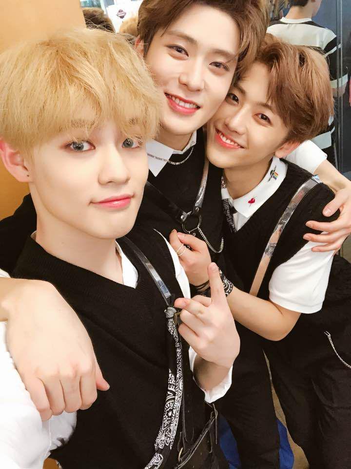 twitter.com/NCTsmtown
