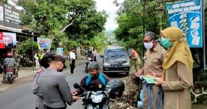 Ilustrasi. Seorang pengendara terjaring razia masker di Kapanewon Girimulyo, Kulon Progo/Polsek Girimulyo