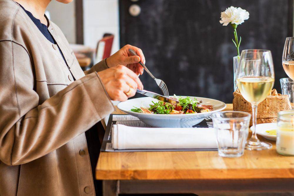 ilustrasi diet sehat (unsplash.com/louishansel)