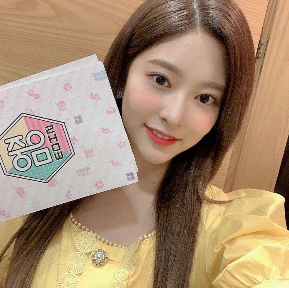 Instagram.com/izone.minjoo