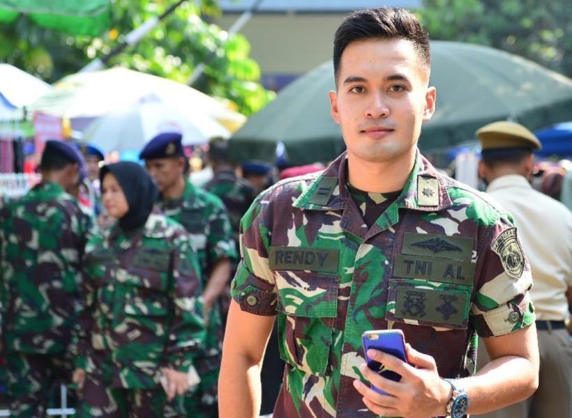 instagram.com/rendymeidiyanto