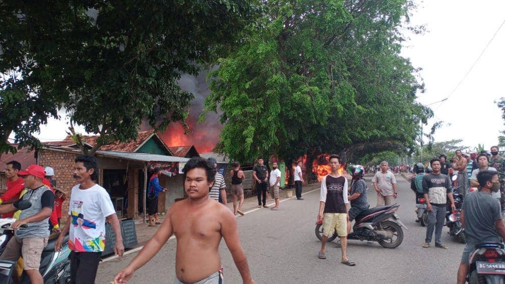 Jago Merah Bakar 9 Rumah di Perbatasan Palembang-Indralaya