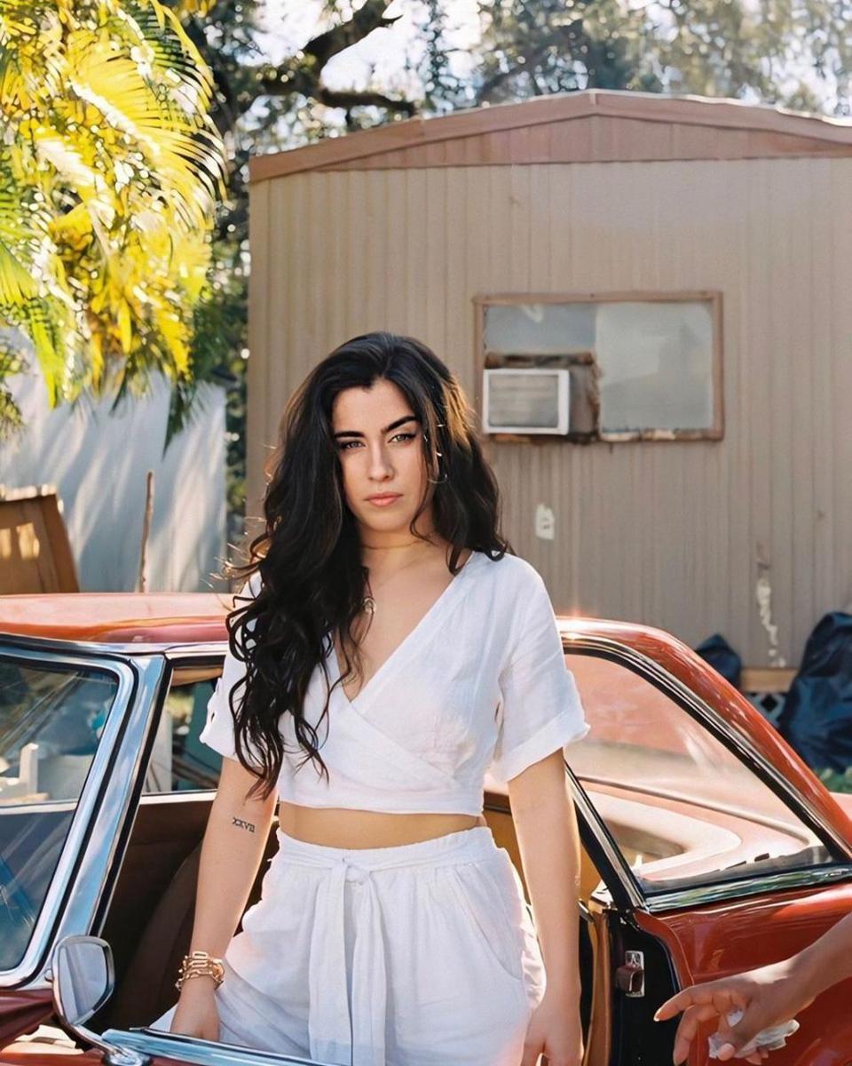 instagram.com/laurenjauregui
