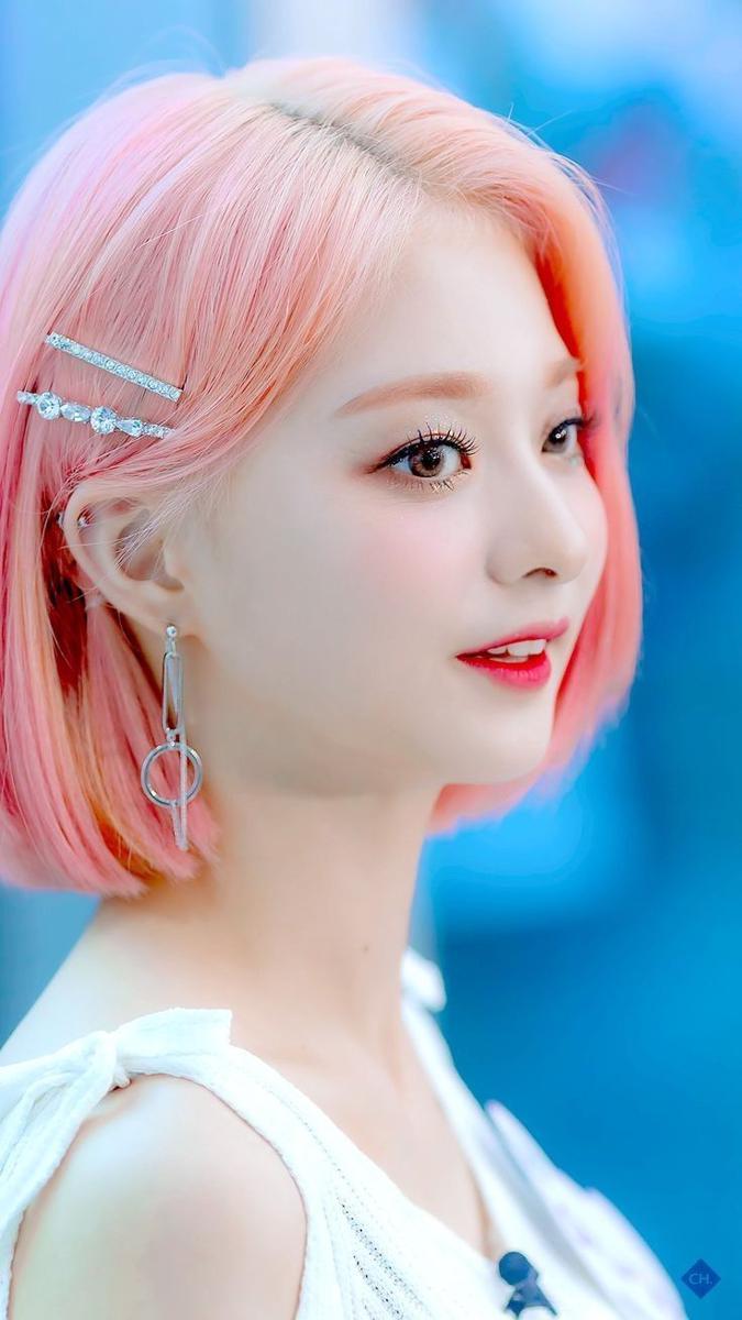 twitter.com/fromis_9sStyle_