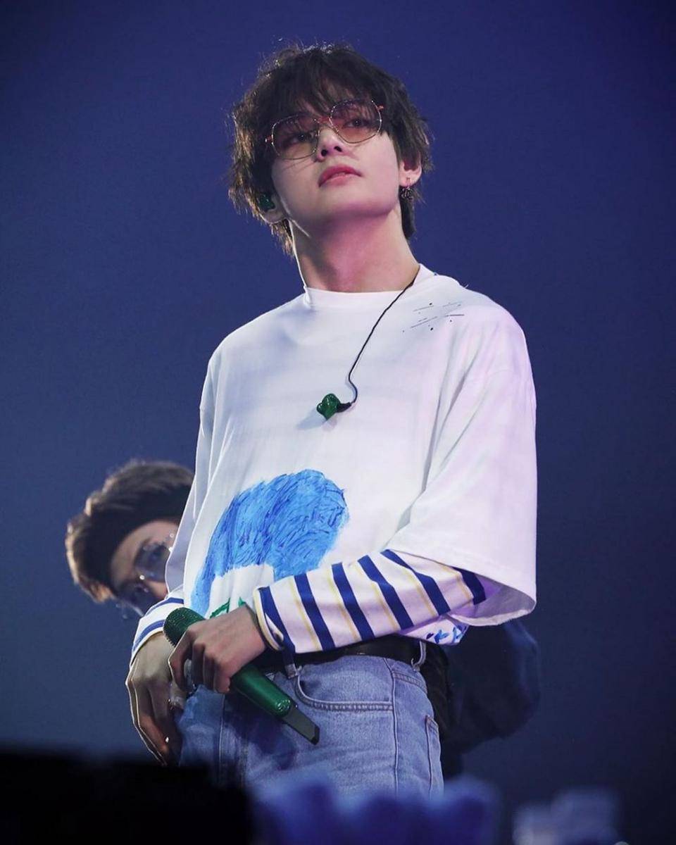 Instagram.com/bts_v