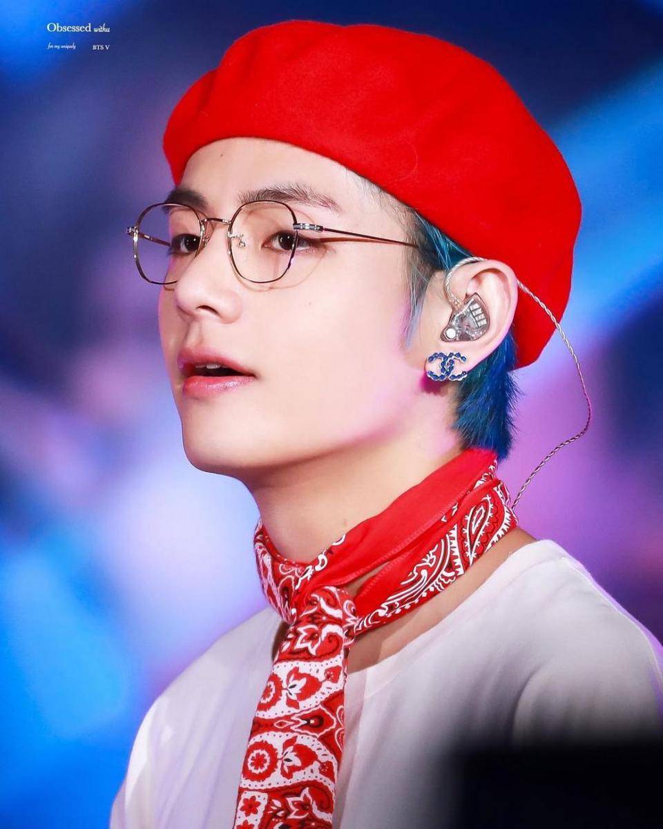 Instagram.com/bts_v