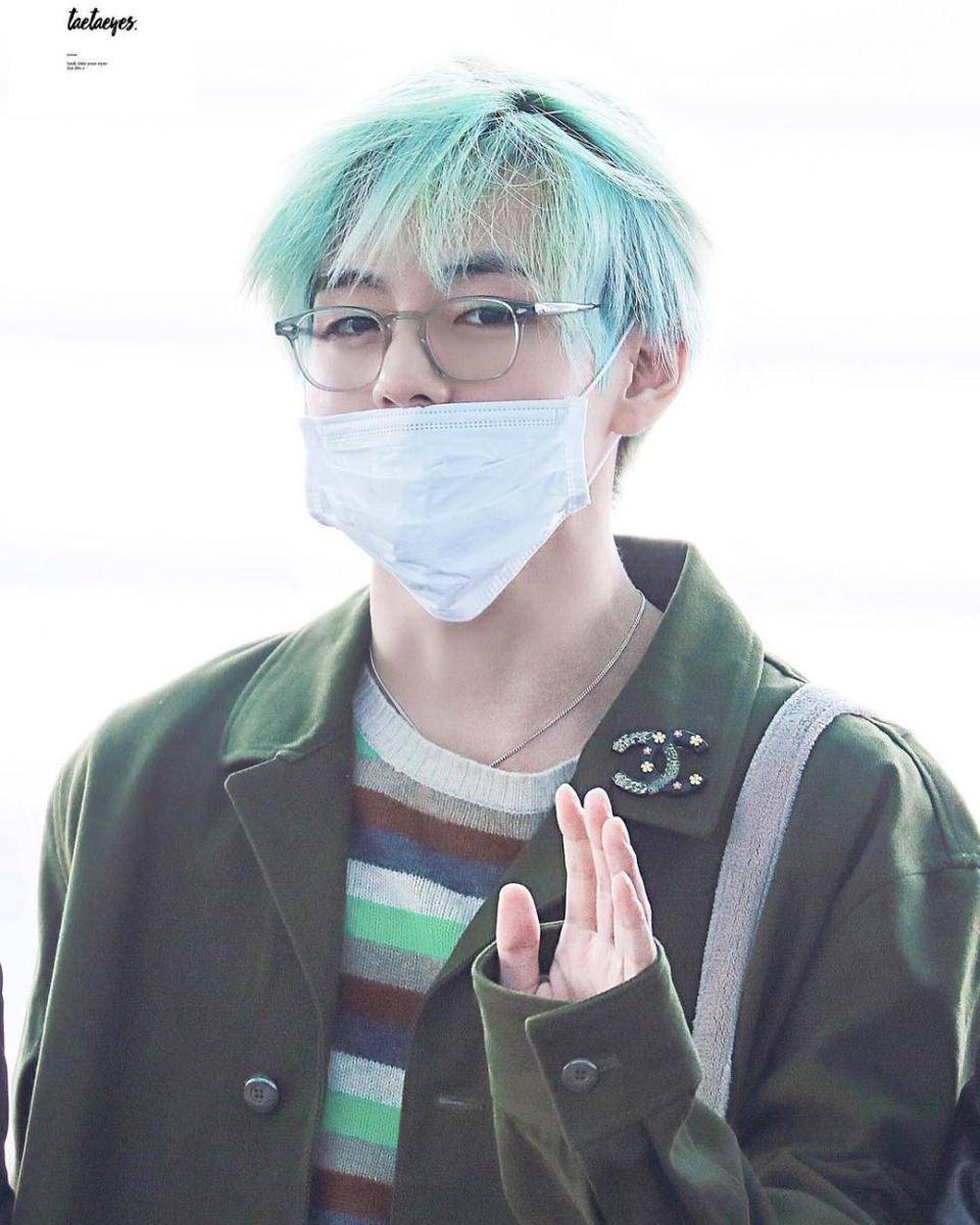 Instagram.com/bts_v