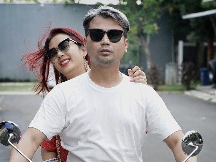 Disebut Crazy Rich Bantul, 10 Potret Kece Herwan Prandoko Suami Soimah