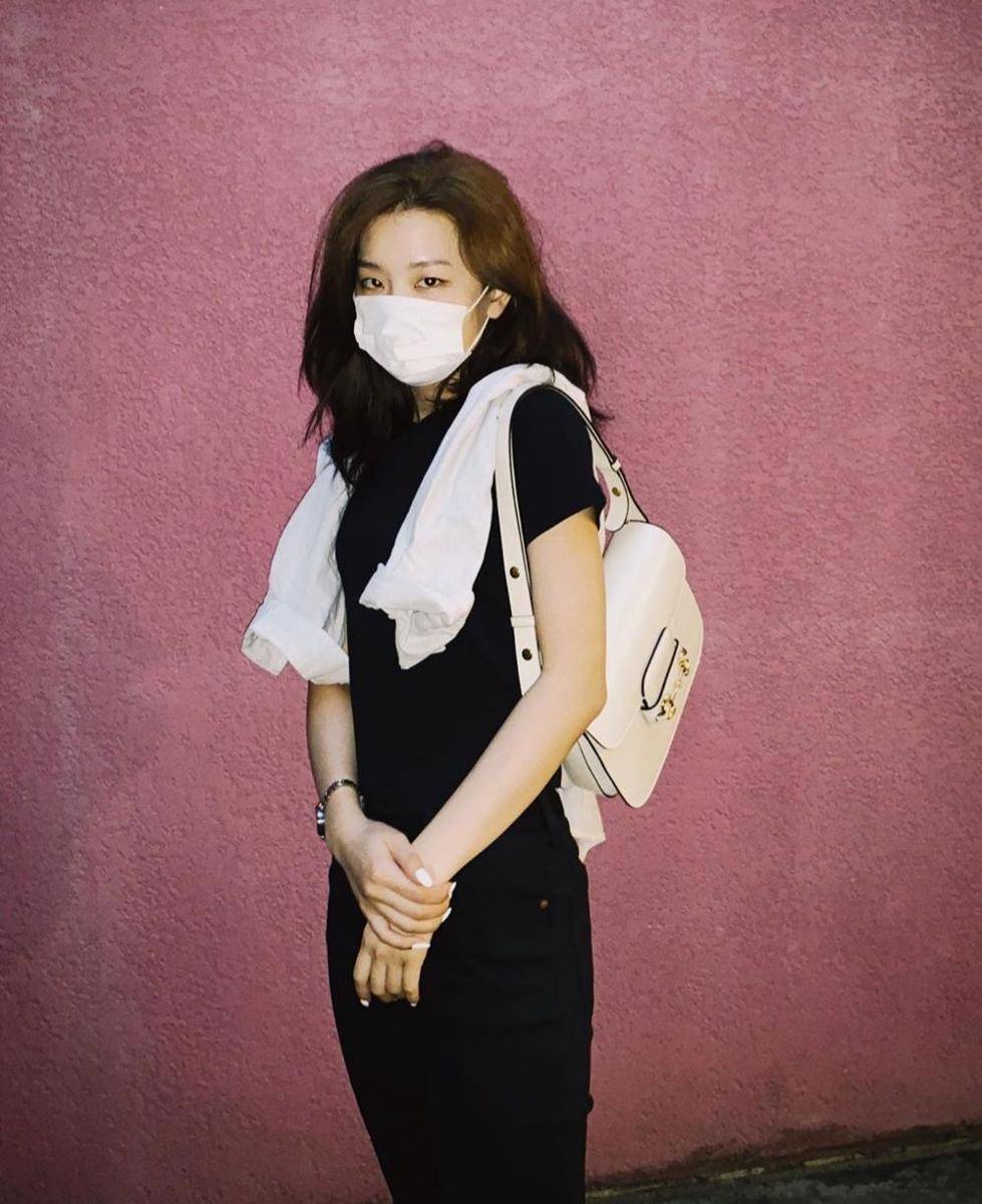 instagram.com/hi_sseulgi