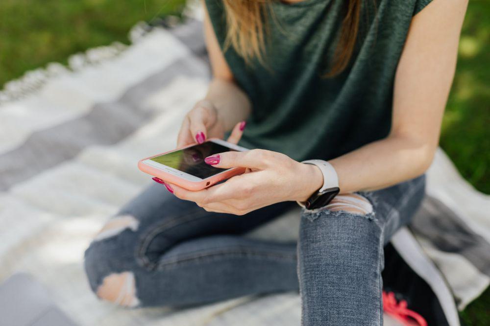 6 Tip Cerdas Memilih Media dan Mewaspadai Hoaks