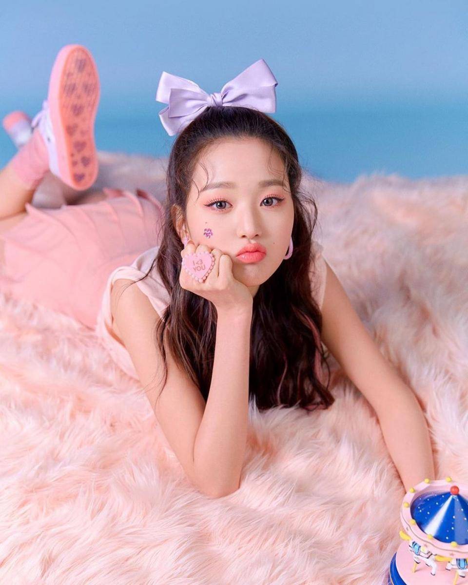Instagram.com/wonyoung.izone