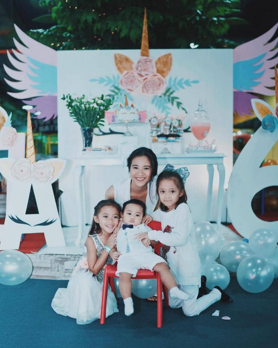 instagram.com/adirakania