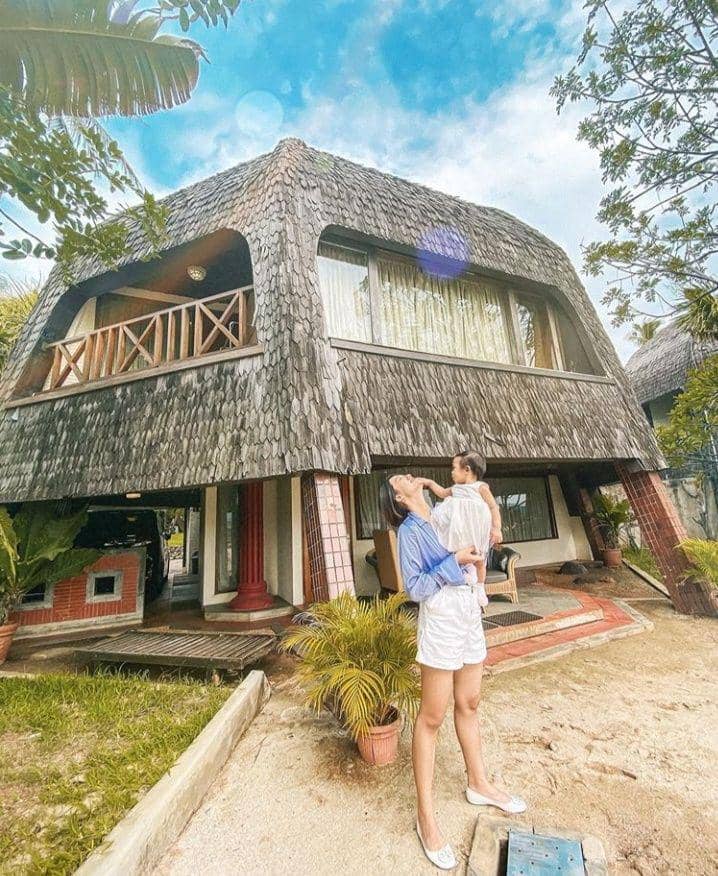 Instagram.com/azizazanissa