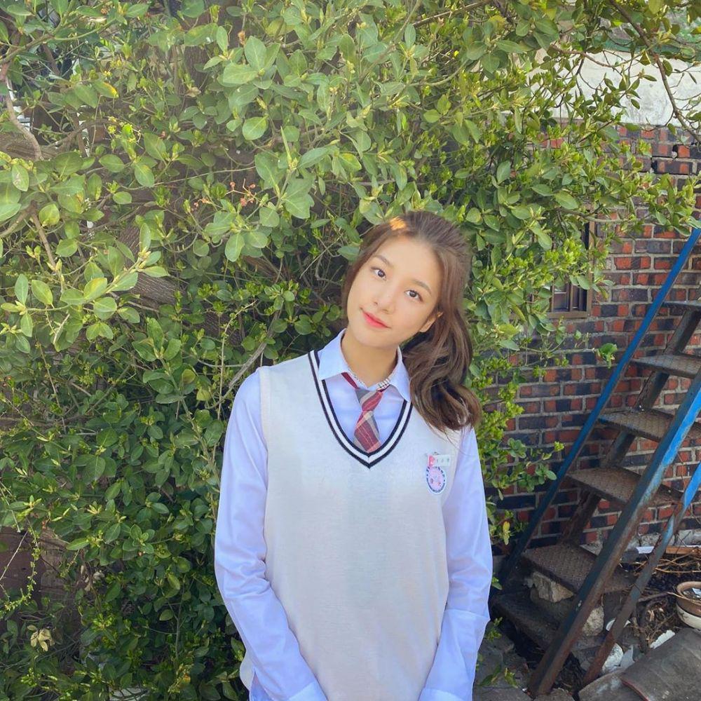10 Potret Pesona Ahn Sol Bin, Adik Kim Yoo Jung di "Backstreet Rookie"