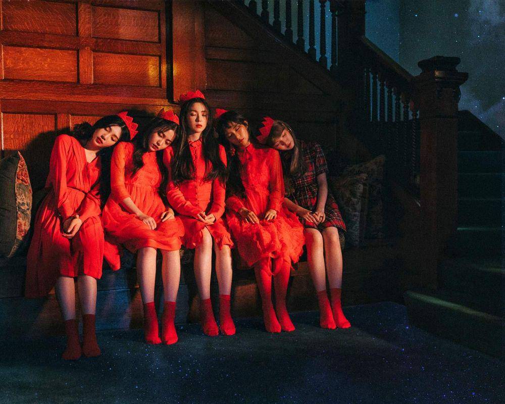 Facebook.com/레드벨벳 (Red Velvet)