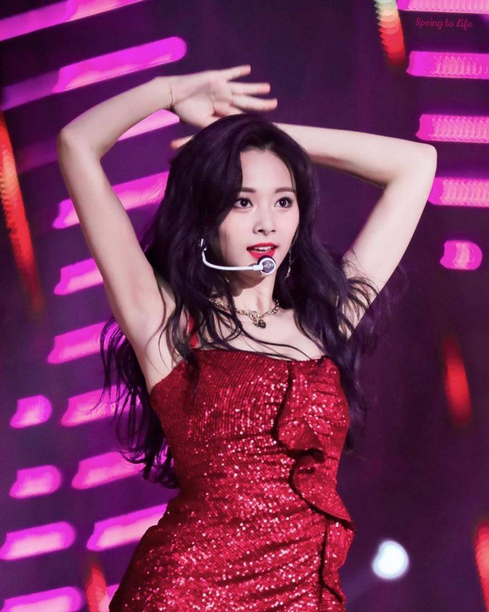 instagram.com/tzuyued