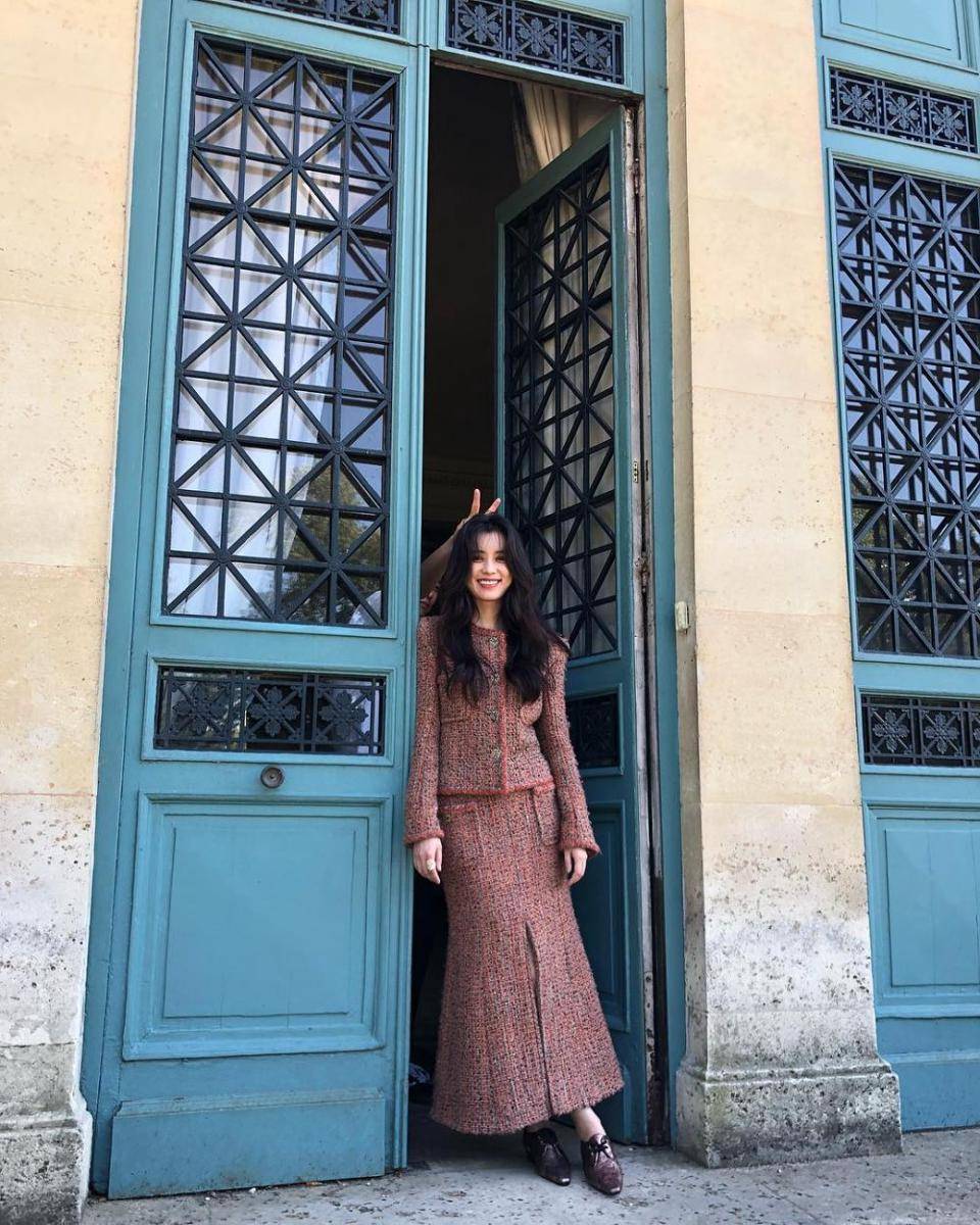 instagram.com/hanhyojoo222