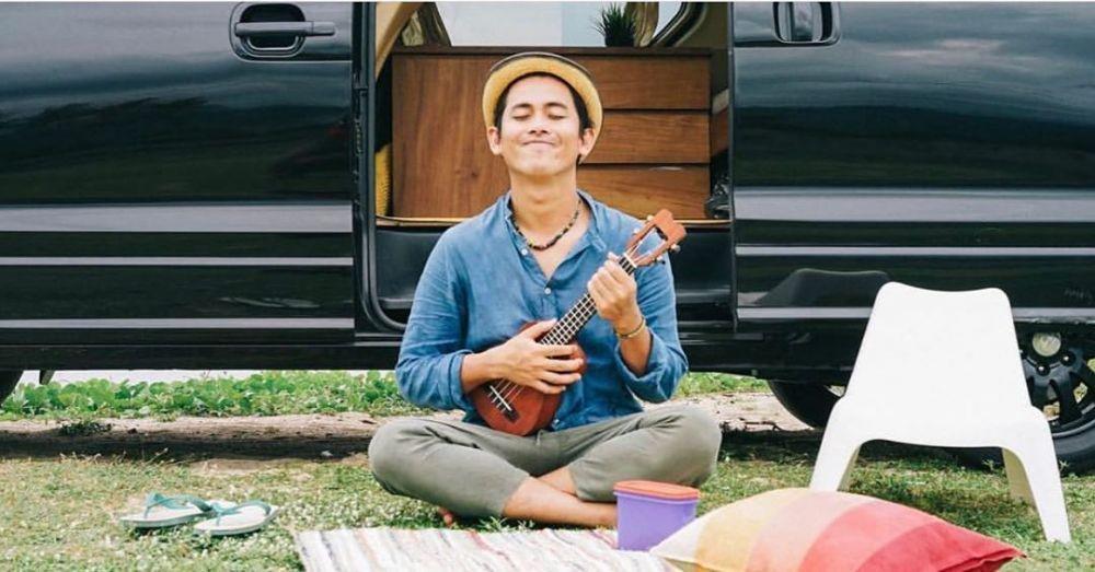 Curhatan Inspiratif Budi Doremi yang Dituangkan dalam 'Melukis Senja'