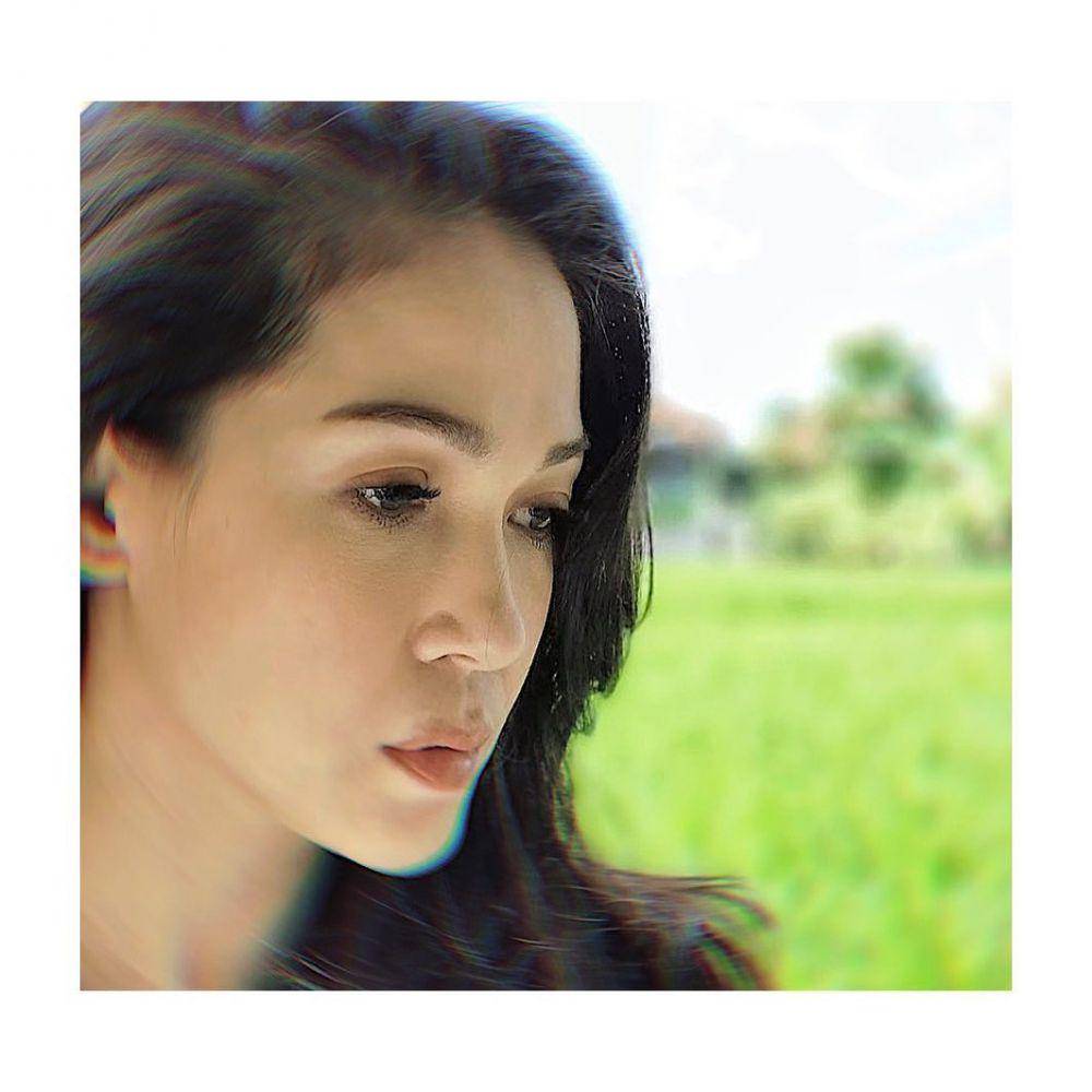instagram.com/mieke_amalia