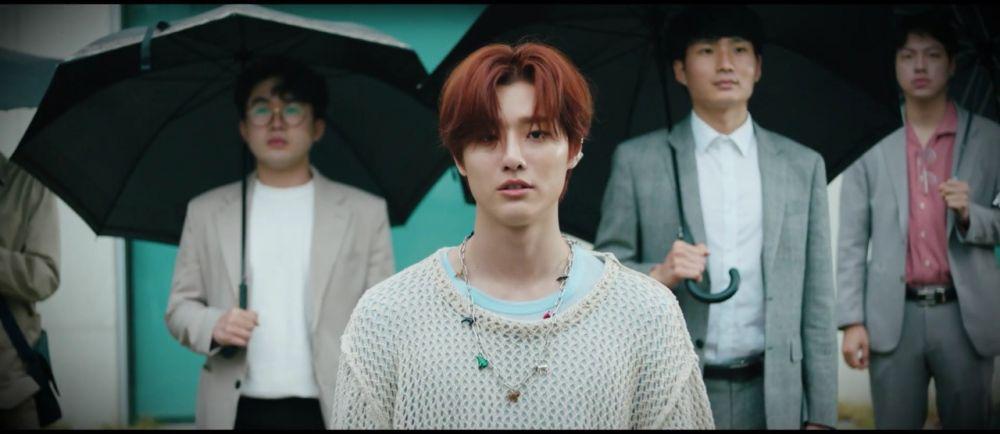 5 Pesan Tersirat soal Toxic Relationship di MV 'Love Me Harder' WOODZ