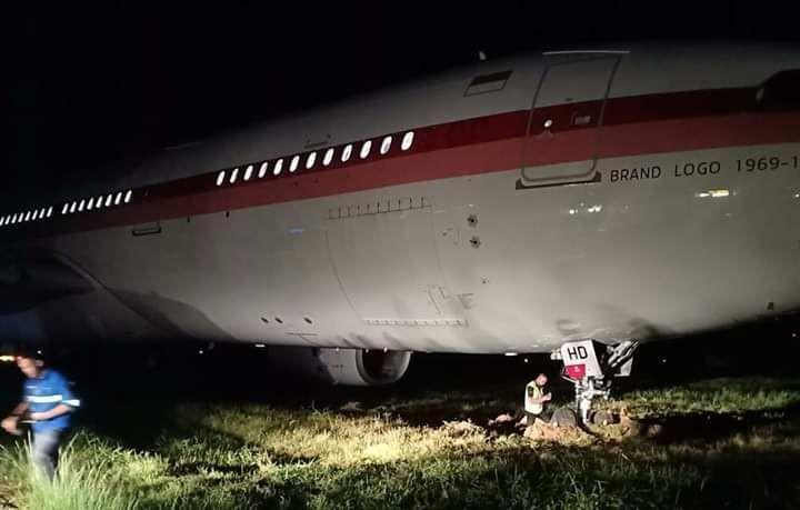 Pesawat Garuda Tergelincir di Bandara Sultan Hasanuddin Makassar