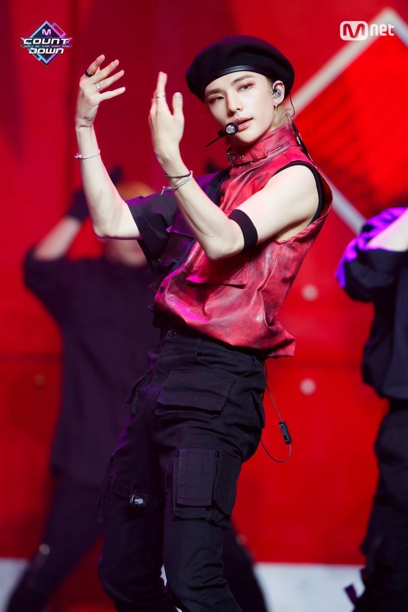 twitter.com/MnetMCountdown