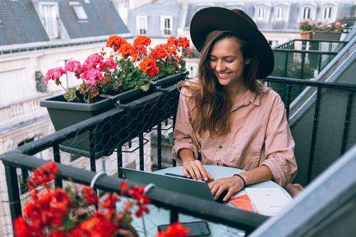 Pexels.com/Daria Shevtsofa