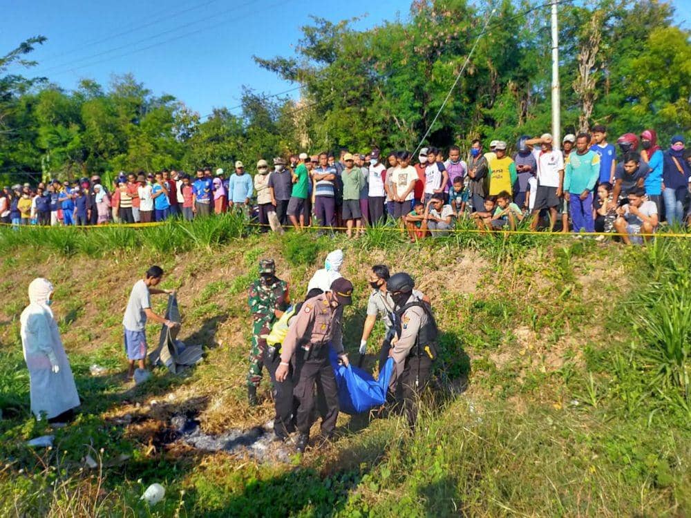Kereta Barang Tabrak Motor, Pasutri Siri Meninggal di Magetan