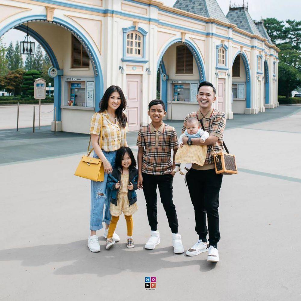 instagram.com/thaliaputrionsu