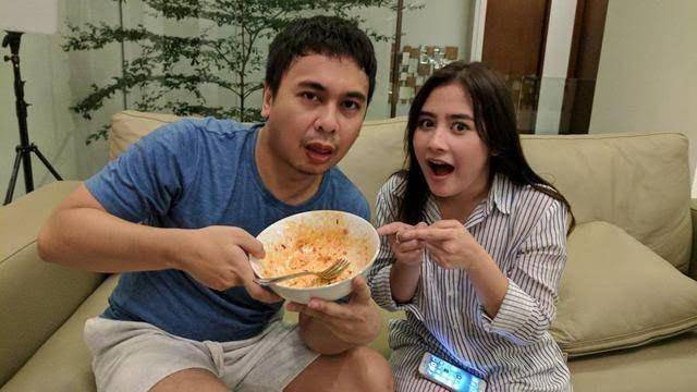 Youtube.com/raditya dika