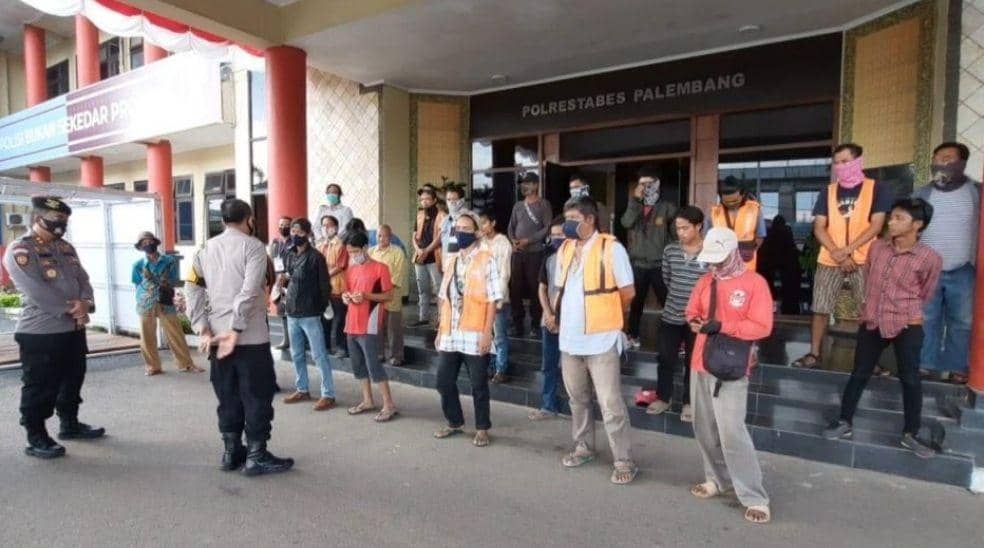 Jukir di Palembang yang diamankan di Polrestabes Palembang (IDN Times/Istimewa)