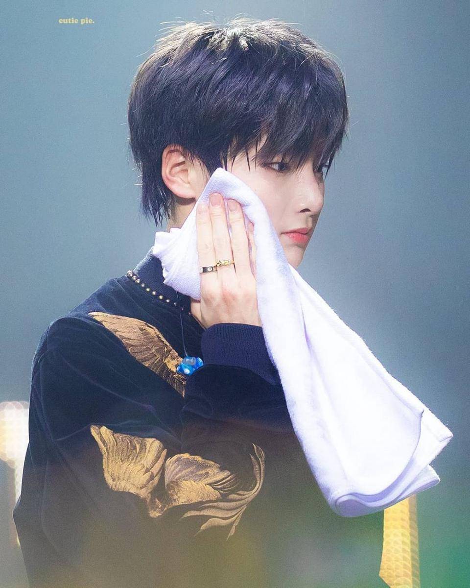 instagram.com/straykids.jeongin