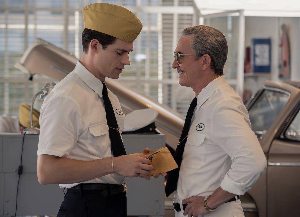 Instagram.com/hollywoodnetflix
