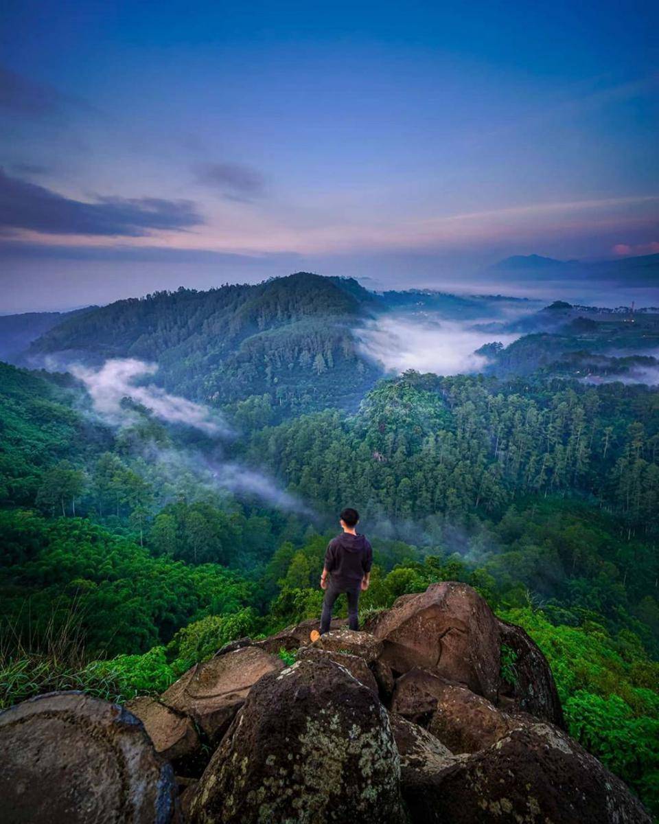Tebing Keraton (Instagram.com/van.chariel08)