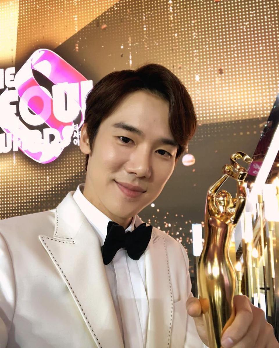 instagram.com/yoo_yeonseok