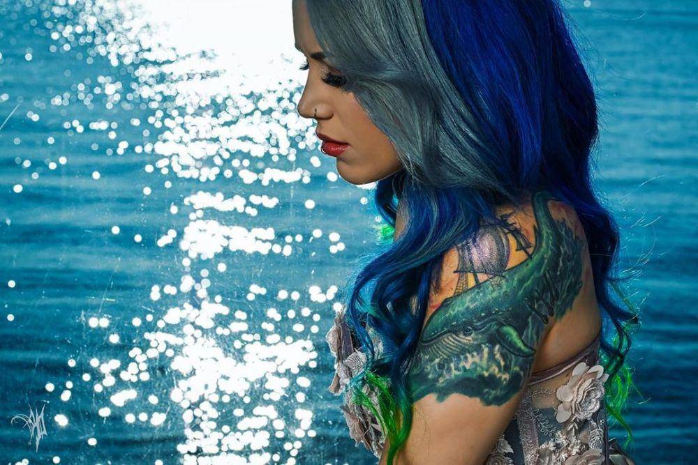 instagram.com/alissawhitegluz