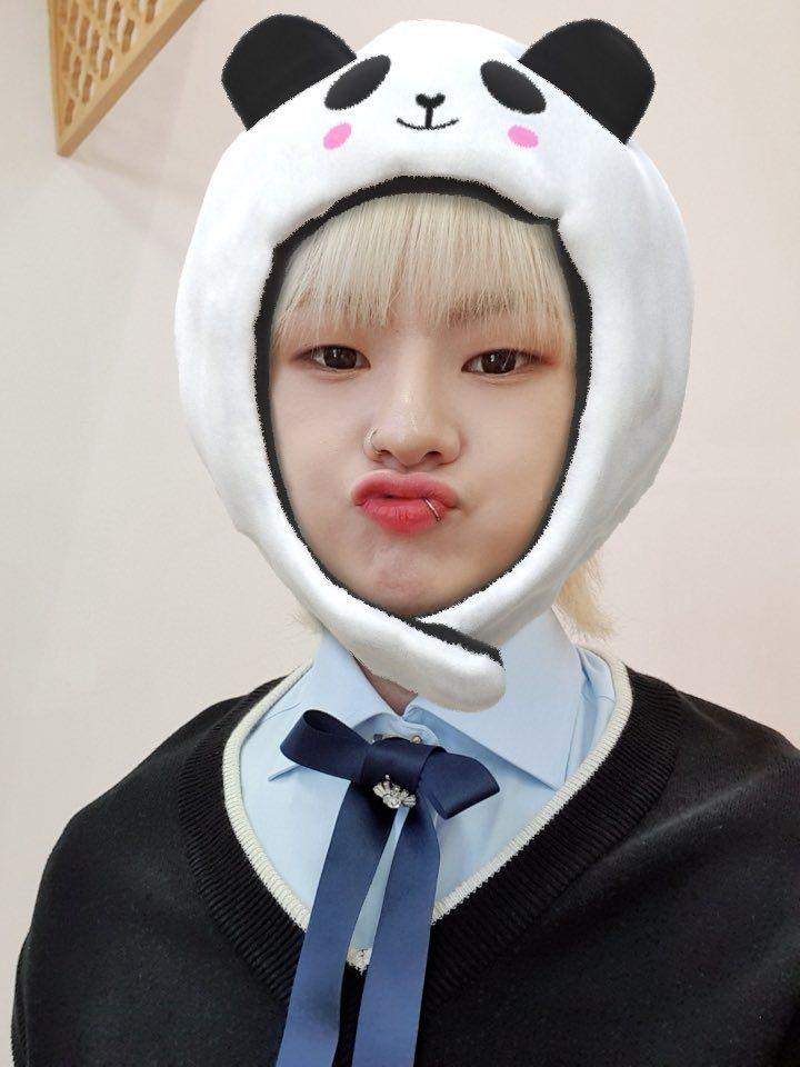 twitter.com/NewWorld_VICTON