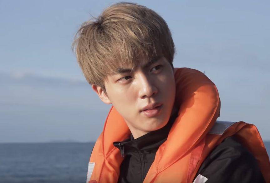 twitter.com/Koreaboo