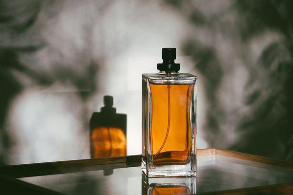 5 Parfum Brasov Pria yang Cocok untuk Cuaca Tropis, Wanginya Awet!