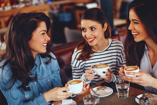 Pengeluaran Beli Kopi Sebulan Ternyata Setara dengan 5 Hal Ini Lho!