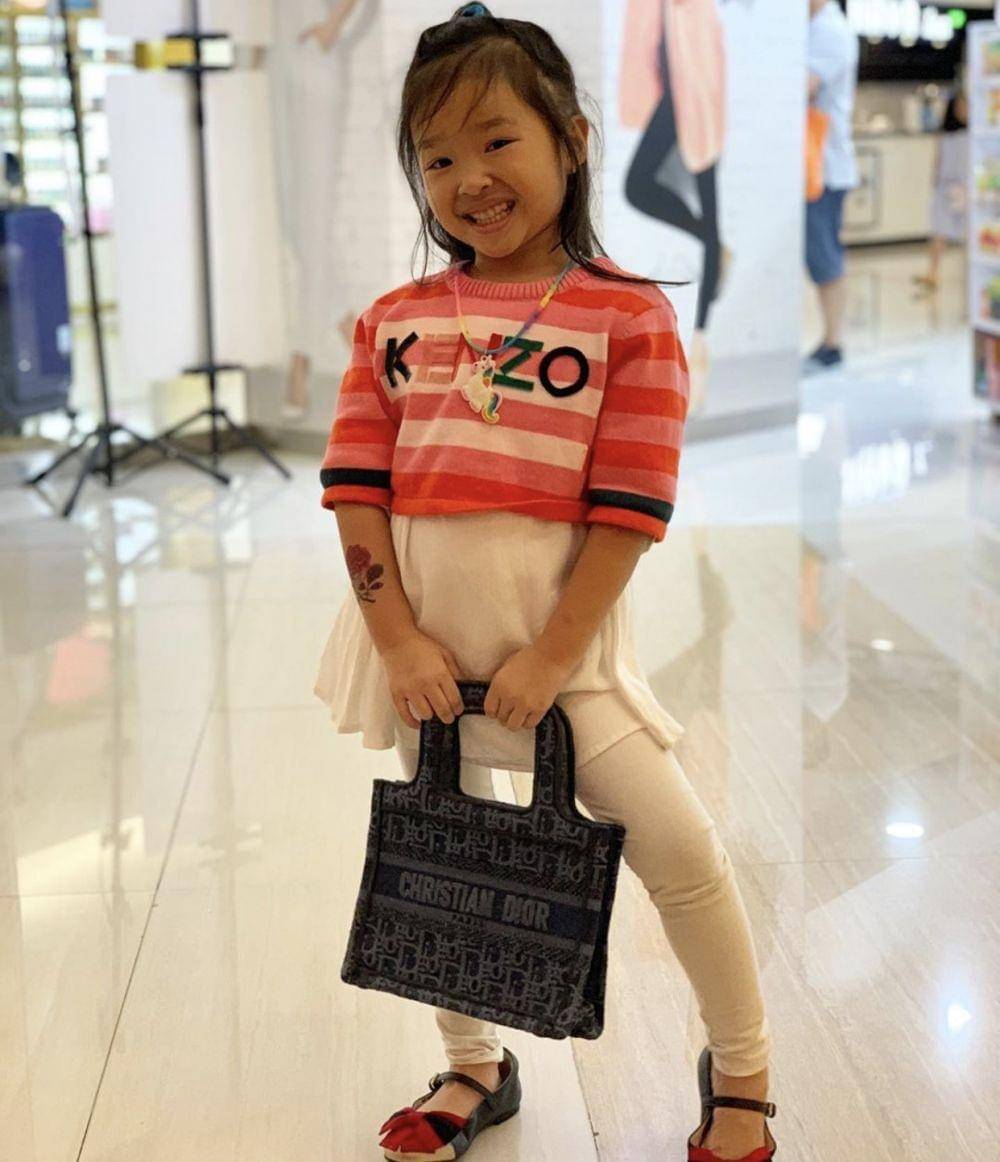 Instagram.com/thaliaputrionsu