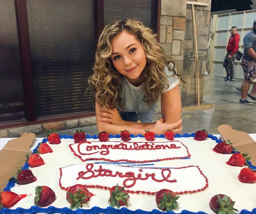 instagram.com/brecbassinger