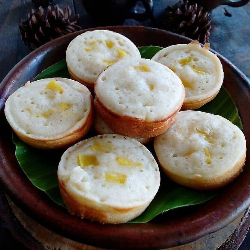 Resep Apem Pisang Panggang yang Empuk, Berserat, dan Gurih